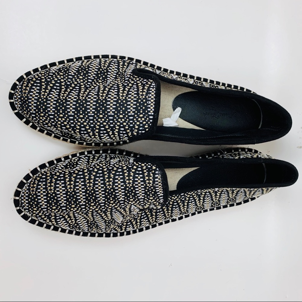 Universal thread grosgrain fabric espadrilles. 9.5